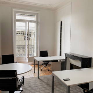 Bureau privé 21 m² 5 postes Coworking Rue de Stockholm Paris 75008 - photo 3